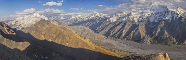 Engilchek Gleccser Festői Tian Shan Hegységben Kirgizisztánban Festői Panoráma — Stock Fotó