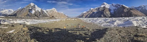 Malerisches Zeltpanorama Auf Dem Engilchek Gletscher Malerischen Tian Shan Gebirge — Stockfoto