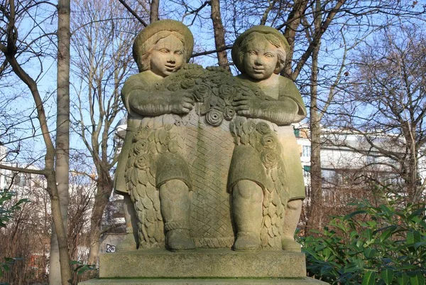 Skulptur Berlins Friedrichshain — Stockfoto