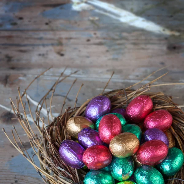 Ovos Páscoa Chocolate Embrulhados Folha Alumínio Colorida — Fotografia de Stock