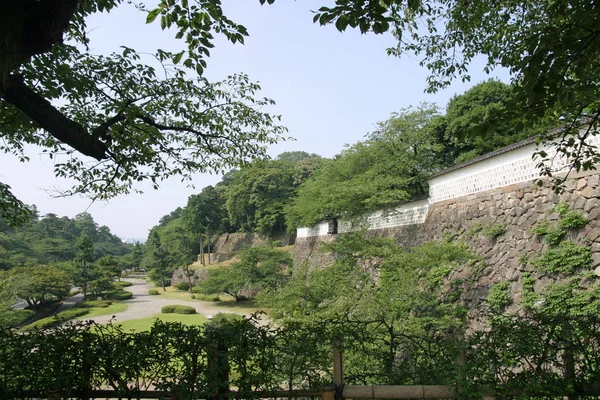 金泽城堡的城墙 — 图库照片