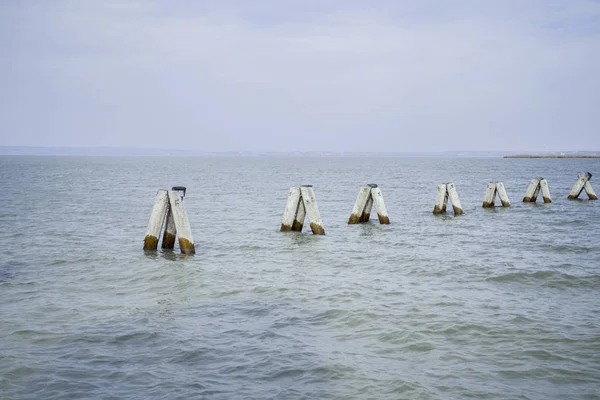 Groynes Χειμώνα Στη Λίμνη — Φωτογραφία Αρχείου