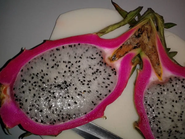 Tropische Pitaya Drachenfrucht — Stockfoto