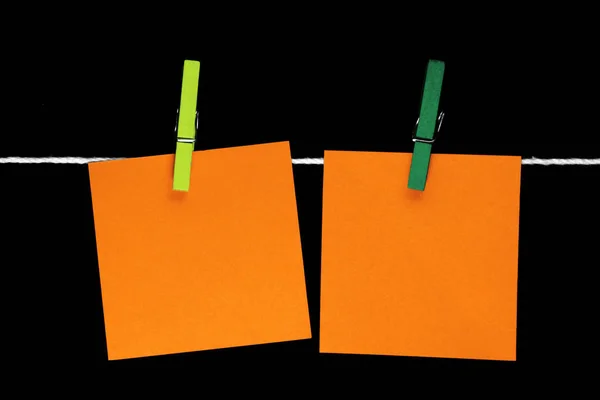 Δύο Πορτοκαλί Αυτοκόλλητη Σημείωση — Φωτογραφία Αρχείου