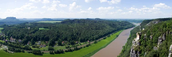 Elbe Sandstensberg Sachsen Tyskland — Stockfoto