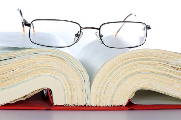 Libro Abierto Con Gafas — Foto de Stock