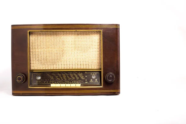 배경에 고립된 라디오 — 스톡 사진