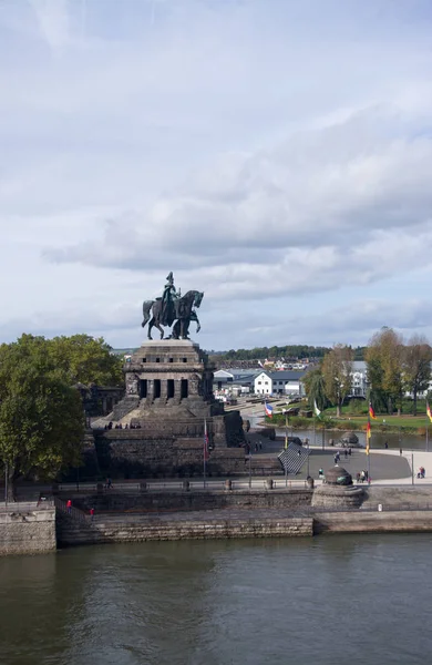 Вершельська Статуя Імператора Вілема Deutsches Eck Koblenz Germany — стокове фото