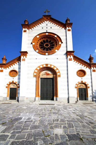 Igreja Mercallo Fechado Torre Tijolo Calçada Itália Lombardia Velho — Fotografia de Stock