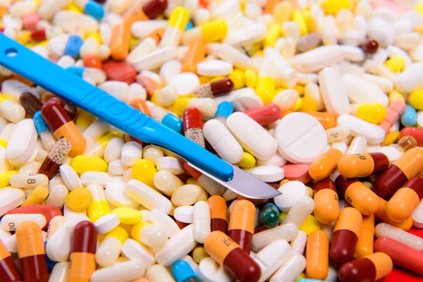 Pills Operation Lot Drugs Scalpel — Stock Photo, Image
