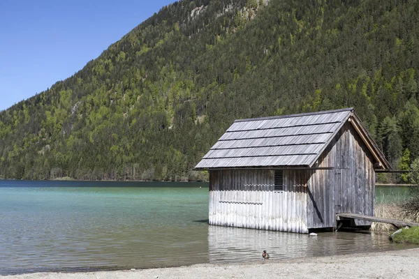 Člun Dům Weissensee — Stock fotografie