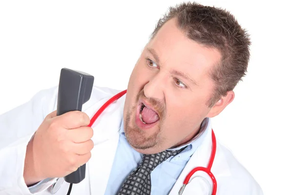 Doktor Krzyczy Przez Telefon — Zdjęcie stockowe