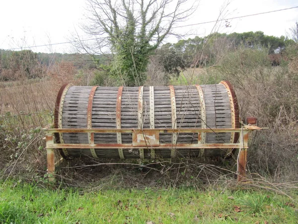 Odhozený Vinný Lis Provence France — Stock fotografie