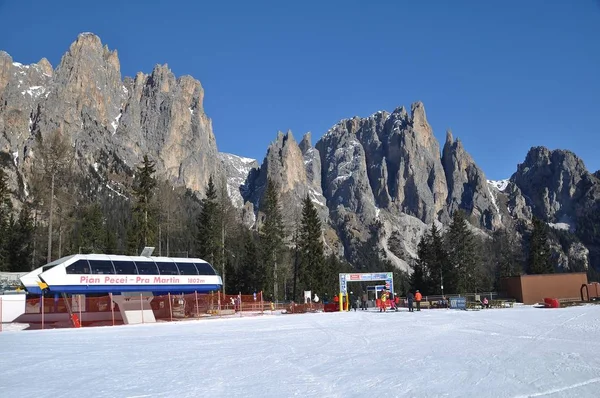 Vacker Utsikt Över Majestätiska Dolomiter Landskap Italy — Stockfoto