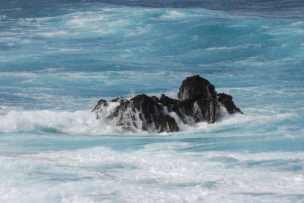 Πέτρα Στο Surf — Φωτογραφία Αρχείου