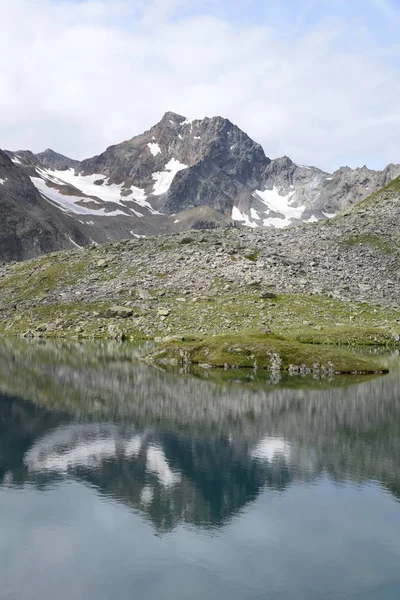 Mother Berger Lakes Mother Berger Lake Lake Mountain Lake Rear — Stock Photo, Image