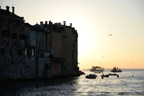 Rovinj Istria Croatia Mar Mediterráneo Costa Península Tarde Tarde Puesta —  Fotos de Stock