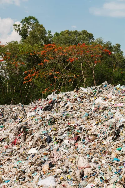 Aterro Sanitário Natureza Eliminação Descontrolada Resíduos Ásia — Fotografia de Stock