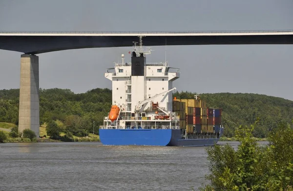 Containerschiff Nordseekanal — Stockfoto