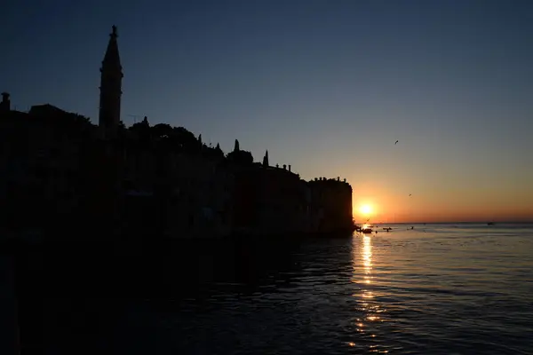 Rovinj Istria Croacia Mar Mediterráneo Costa Península Noche Noche Atardecer —  Fotos de Stock