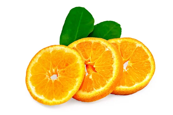 Drie Schijfjes Sinaasappelmandarijn Twee Groene Blaadjes Geïsoleerd Witte Achtergrond — Stockfoto
