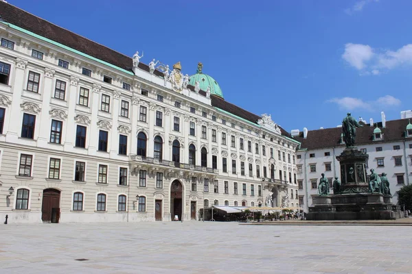 Schilderachtig Uitzicht Majestueuze Middeleeuwse Architectuur — Stockfoto