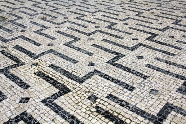 portuguese pavement - portuguese wegpflasterung