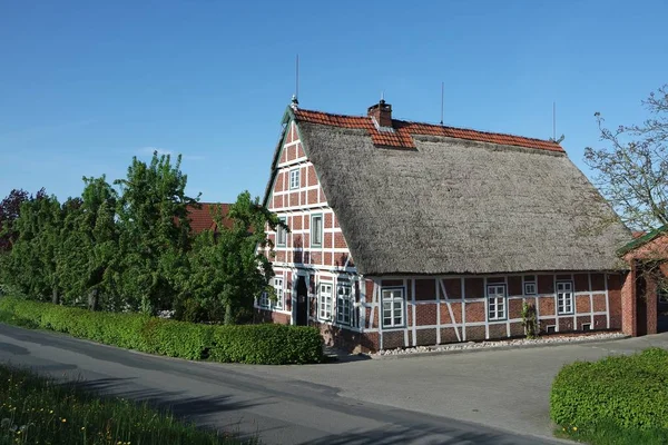 Maison Style Tudor Dans Vieux Pays — Photo