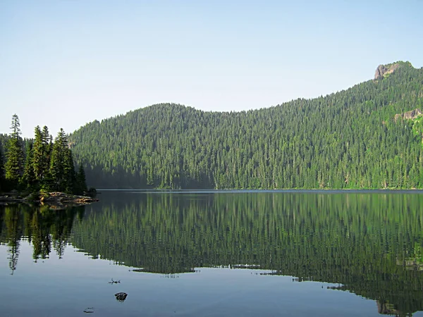 Ein Foto Der Berglandschaft — Stockfoto