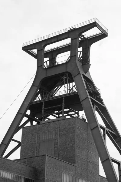 Vecchia Costruzione Industriale Sfondo Cielo — Foto Stock