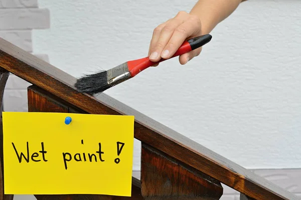 Wet Paint Sign Front Painted Handrail — Stock Photo, Image