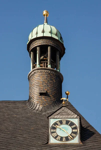 Uhrenturm Wernigeroder Rathaus — Stockfoto