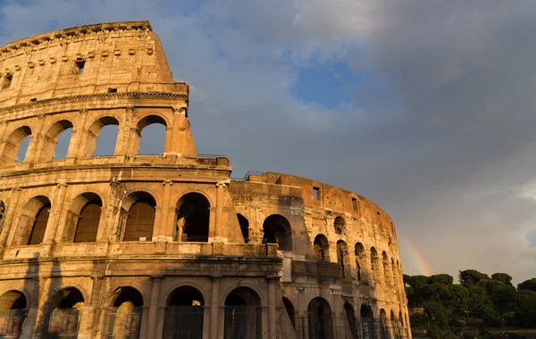 Colosseum Rome Day Rainbow — Stock Photo, Image