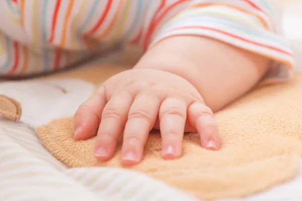 Χέρια Ενός Γλυκού Μωρού — Φωτογραφία Αρχείου
