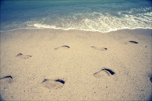 Footsteps Sand Beach Retro Styled Photo — Stock Photo, Image