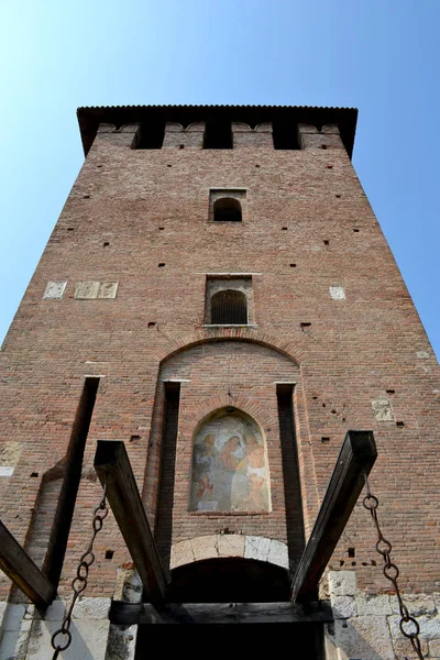 Verona Antico Castello Sul Fiume Italia — Foto Stock