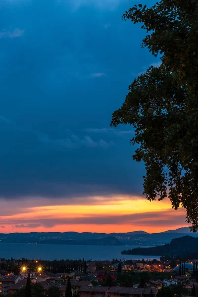 Coucher Soleil Romantique Sur Lac Garde Italie — Photo