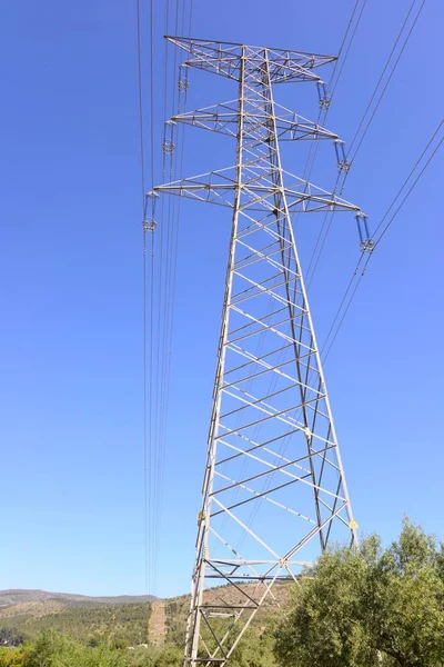 Elektromos Nagyfeszültségű Kábeltornyok — Stock Fotó