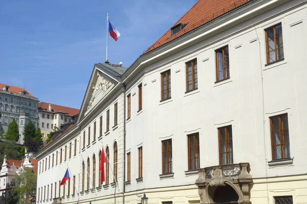 Чешский Парламент Граданах Праге — стоковое фото