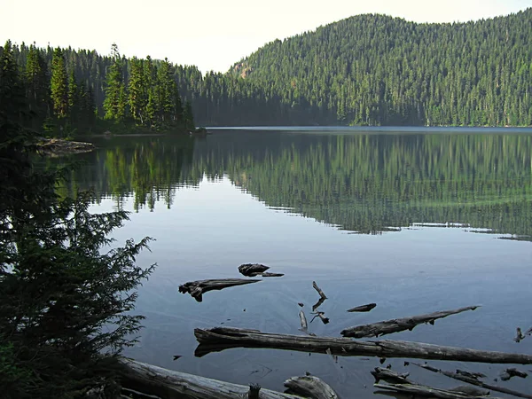 Ein Foto Der Berglandschaft — Stockfoto