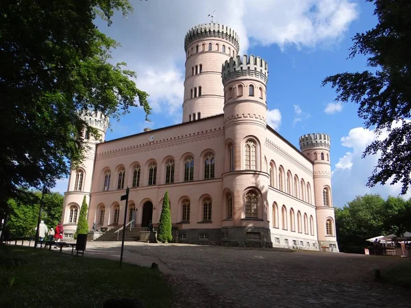 Malerischer Blick Auf Die Majestätische Mittelalterliche Burgarchitektur — Stockfoto