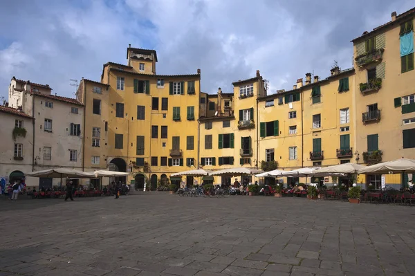 Piazza Anfiteatro Lucca Tuscany Italy Lucca Tuscany Italy — 图库照片