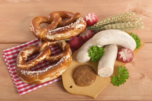 White Sausage Breakfast Sausages Pretzels Sweet Mustard Wooden Board — Stock Photo, Image