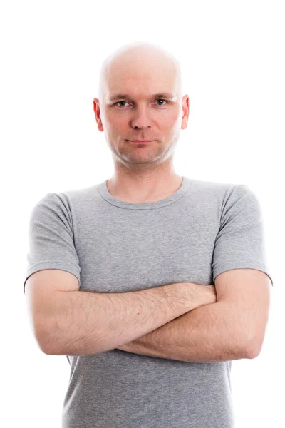 Homem Com Cabeça Careca Camisa Cinza Está Olhando Para Câmera — Fotografia de Stock