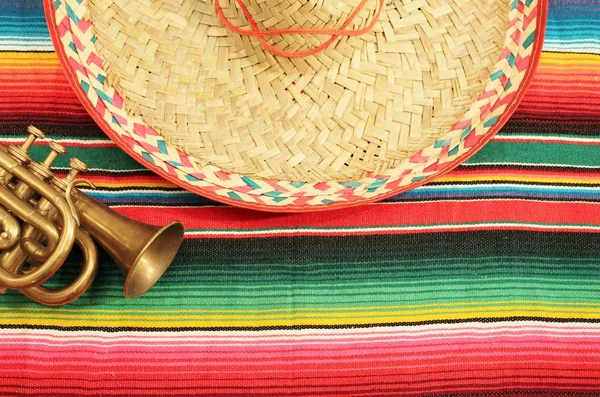 Poncho Sombrero México Viajar Fundo Férias Com Espaço Cópia — Fotografia de Stock