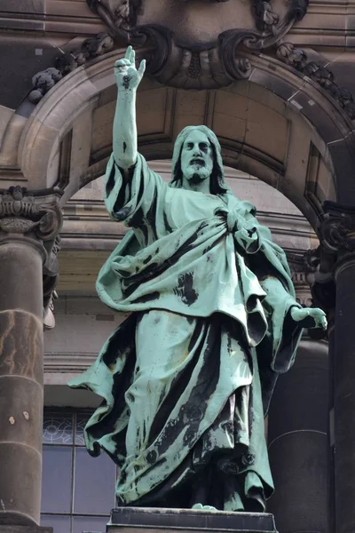 Berliner Dom Frühling 2015 — Stockfoto