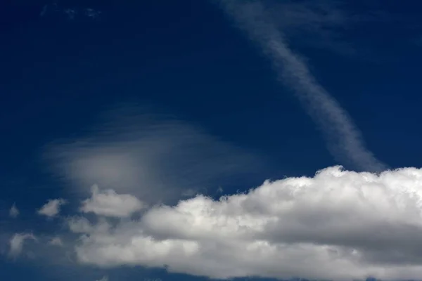 Hermoso Paisaje Natural Con Nubes — Foto de Stock