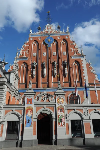 Het Huis Van Zwarte Opperhoofden Riga — Stockfoto