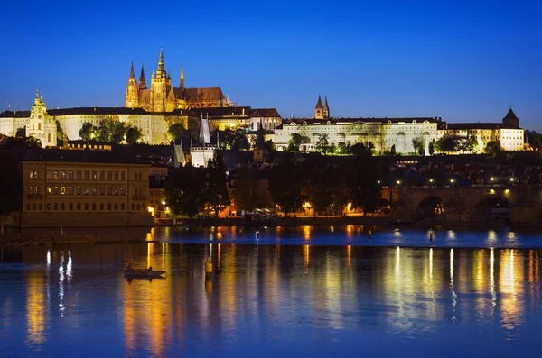 Prague Slott Natt Scen — Stockfoto