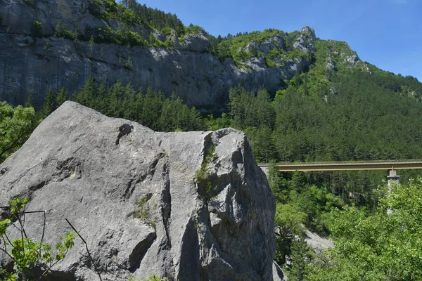 Szenischer Blick Auf Die Architektur Der Brückenkonstruktion — Stockfoto